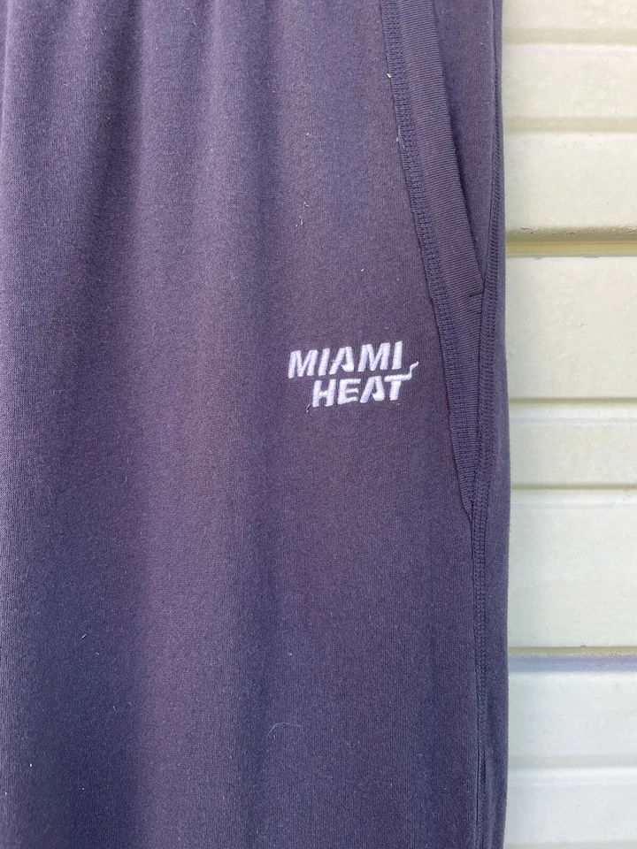 USED NBA MIAMI HEAT ADIDAS MEN WARM UP PANTS JOGGERS BASKETBALL SIZE 4XL+2 O2767 - Image 3 of 4