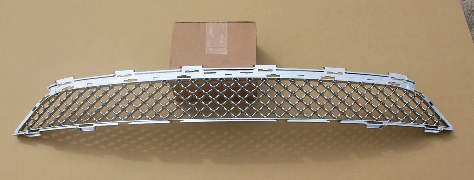 2015-2019 Chrysler 300 300C Front Grille Hood Grille Chrome Bentley Style Lower - Image 3 of 4