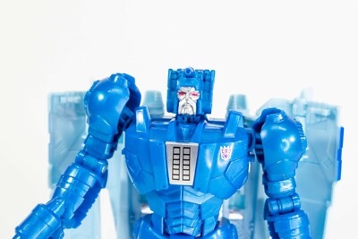 Fracas & Scourge | Transformers Generations Titans Return Deluxe Class