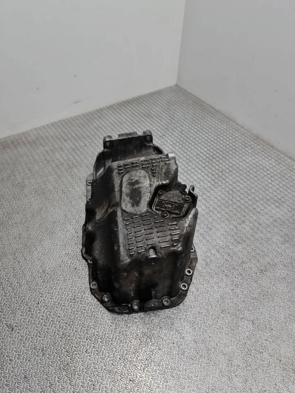 Audi A3 S3 8P 2010 Petrol Oil sump pan 03C103603T TDR34008 - Image 3 of 4