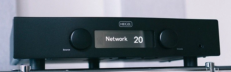Hegel H120 Integrated Amplifier and Streamer - Image 2 of 4