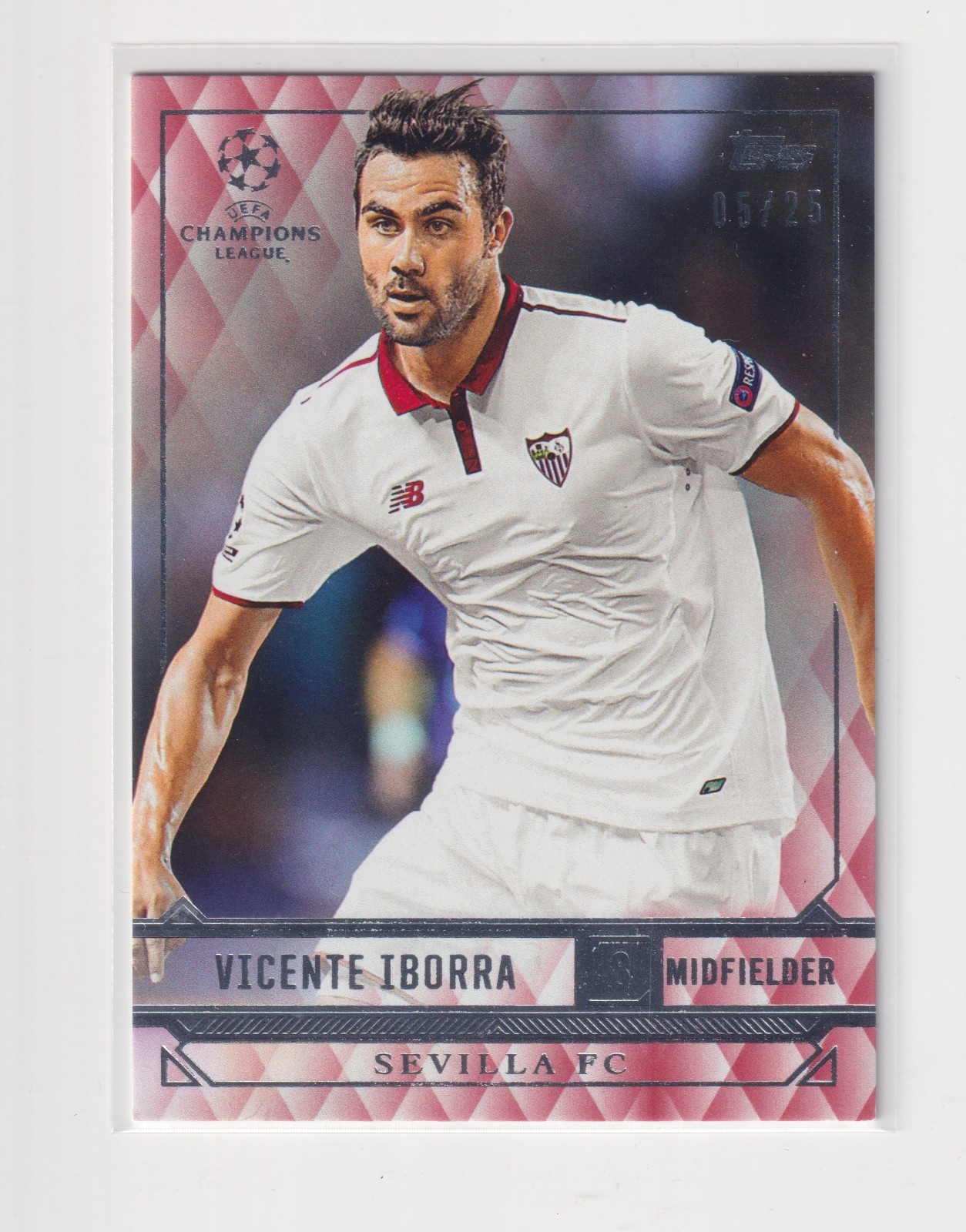 2016-17 Topps UCL Showcase Red /25 Vicente Iborra #166 Sevilla FC