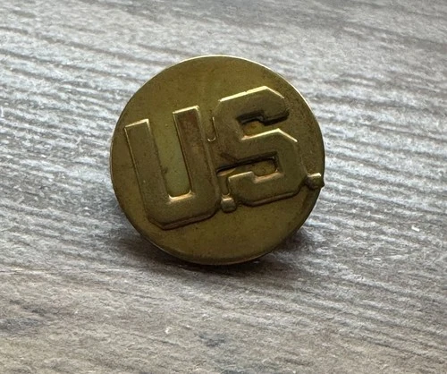 US Army Enlisted WW2 Collar Disc Pin Brass Insignia Military