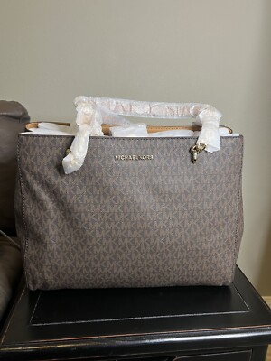 NWT Michael Kors Large Ellis MK Signature Logo Satchel