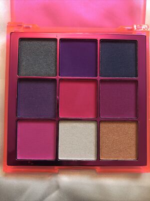 Revolution Makeup Revolution Neon 9 Pan Shadow Palette Party Vibes 11.25g NIB