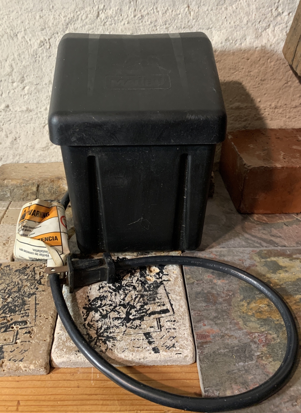 Intermatic ML121RT Malibu 12V 121 W Max 1.3 A Low Voltage Transformer