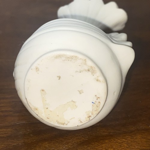 Vintage Porcelain Ceramic Swan Vase White Florals Urn Container Flower Pot - Picture 12 of 12