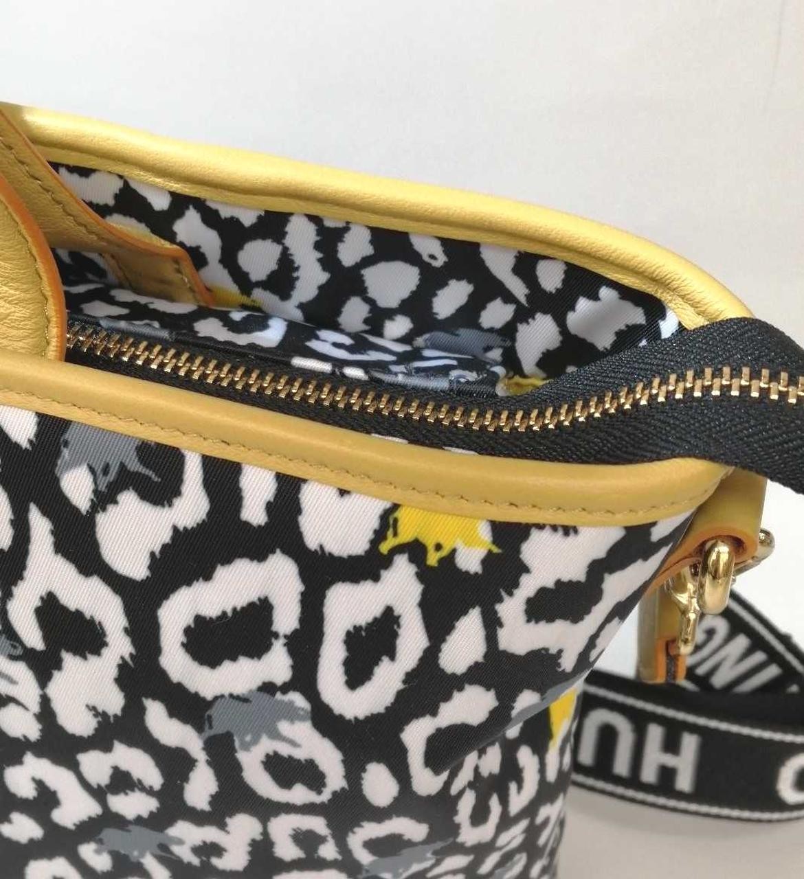 2Way Shoulder Bag Leopard Pattern Logo Switch Pou… - image 4