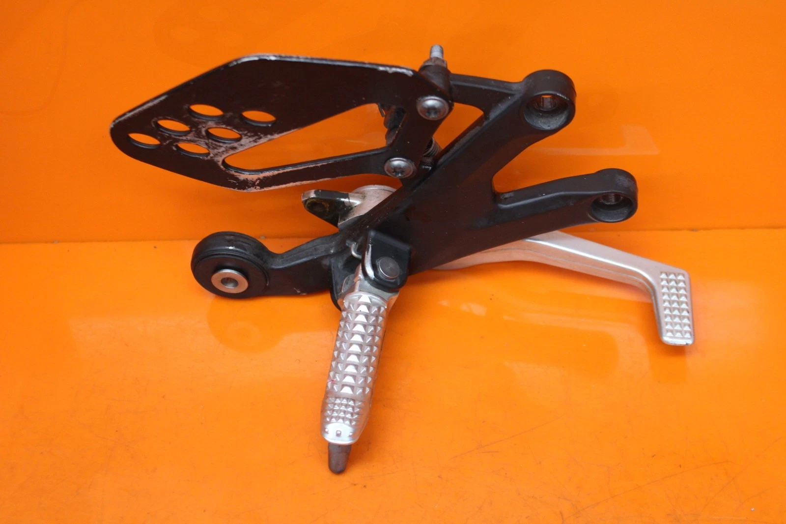 09-14 2013 BMW S1000RR OEM RIGHT REARSET DRIVER FOOT PEG REST STOP