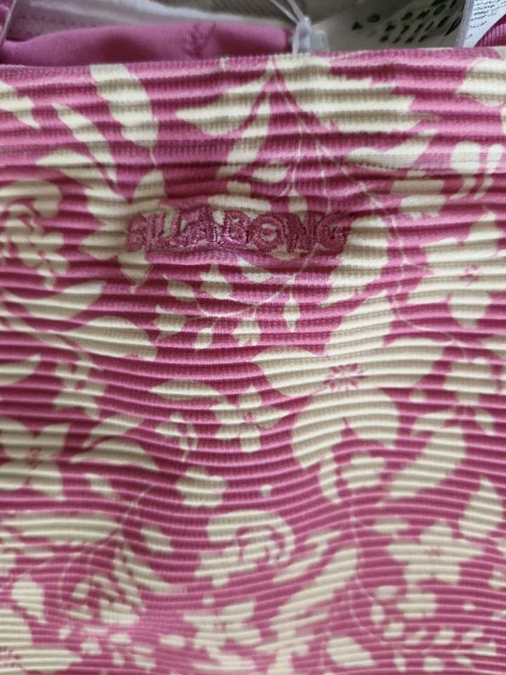 Traje de baño Billabong de una pieza talla 10 AUS/8UK/6USA Foto 4 de 4