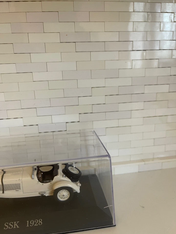 modellino auto scala 1:43 mercedes benz ssk del 1928 DE AGOSTINI con vetrina #13 - Immagine 2 di 4