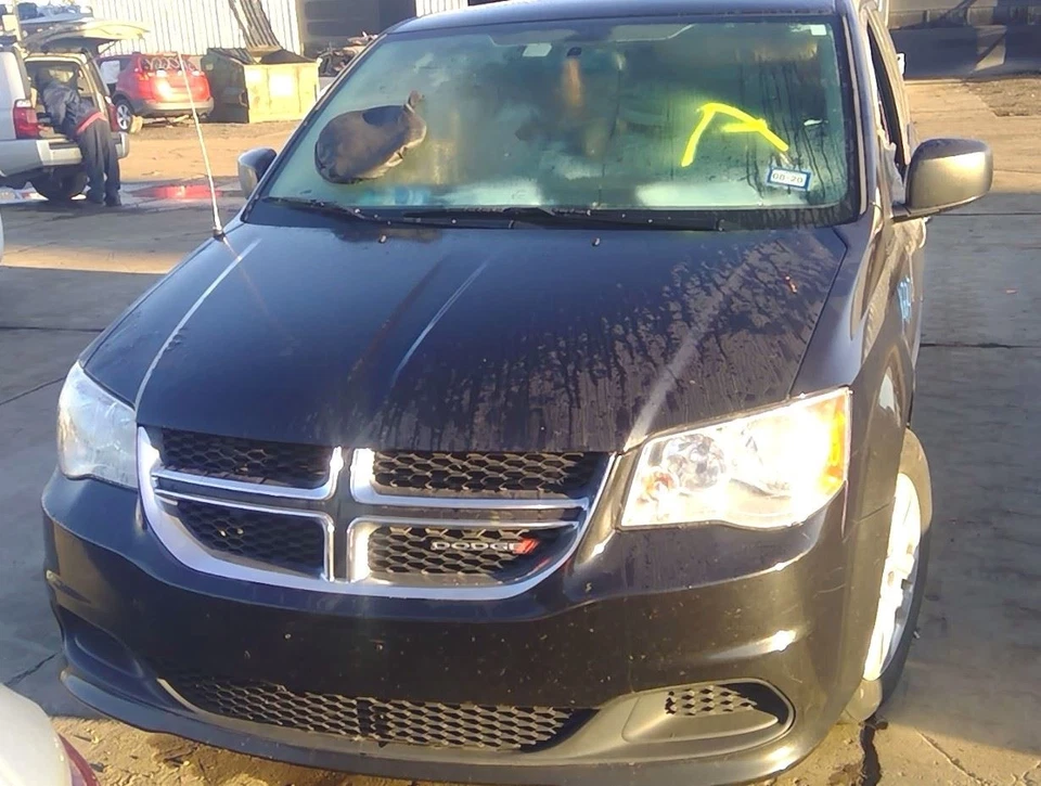 11-2017 18 19 20 Dodge Caravan Passenger RH Headlight Quad Halogen Chrome Bezel Foto 3 de 4