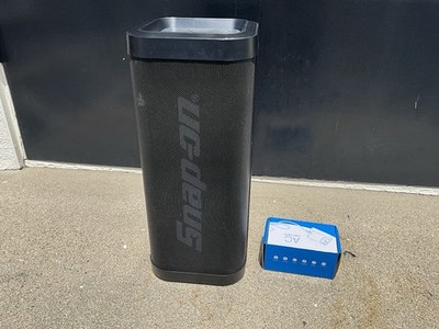 Snap-on Bluetoothスピーカー Snap on Bluetooth Speaker w/ New Charger, SSX18P122, Works Great