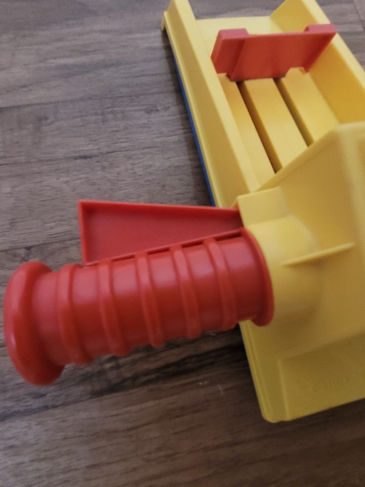 Vintage 1965 Peanuts Snoopy Scooter Shooter toy . Launcher Only | eBay