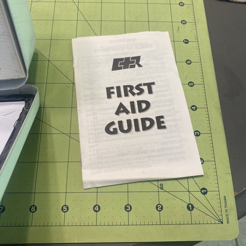 EVER READY INDUSTRIAL/24 UNIT FIRST AID KIT WITH METAL BOX MOUNTABLE #23 - Picture 3 of 5