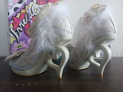 OVP Sammler Irregular Choice Pumps Peeptoes Tingle Tastic creme Herz EU38