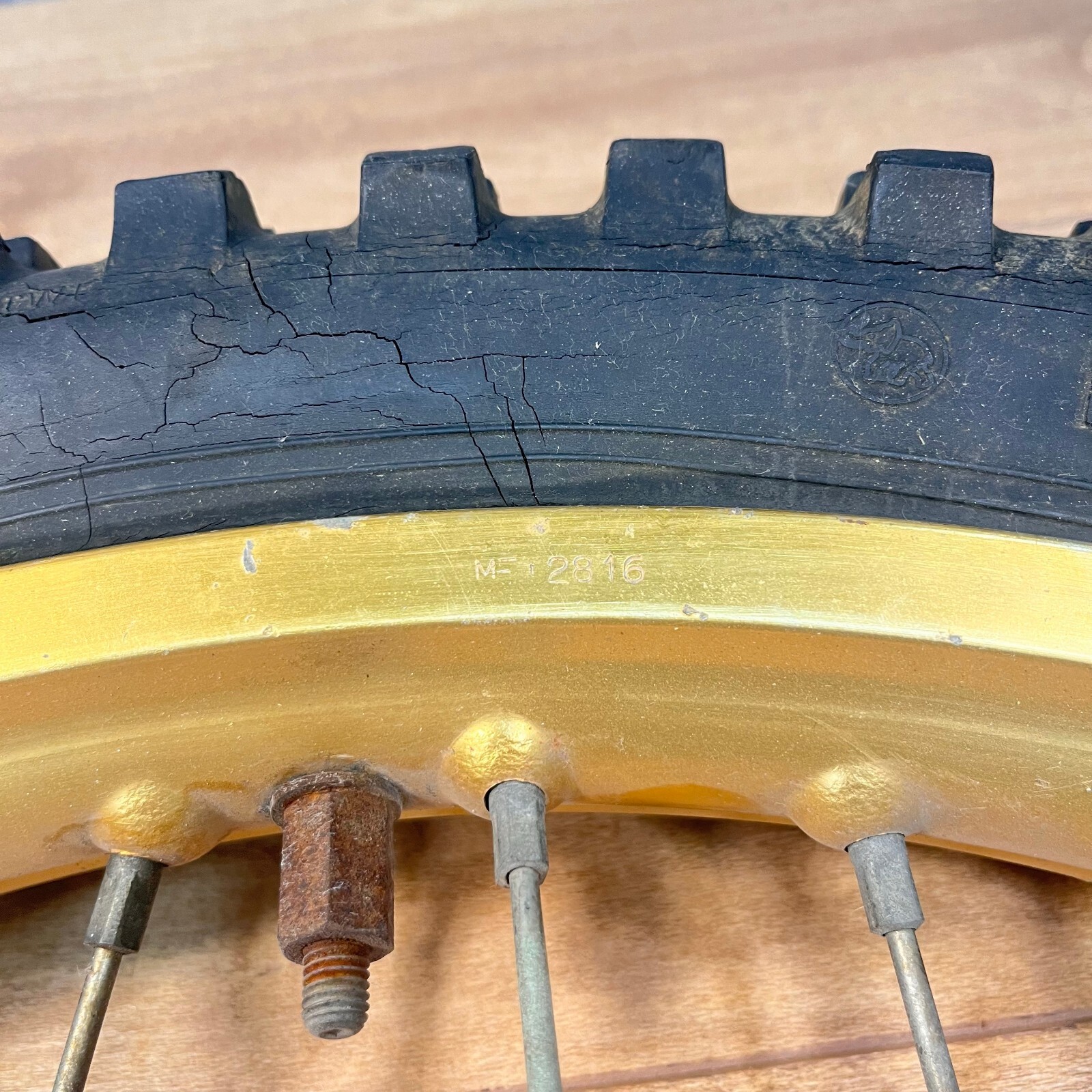 MAICO MC 250 440 490 / OEM 21" AKRONT FRONT WHEEL