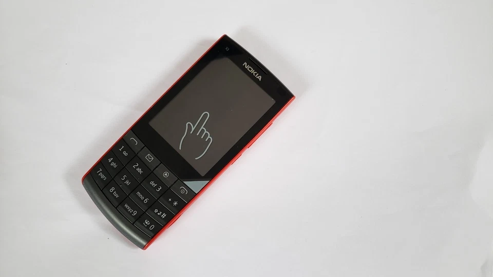 Nokia X3-02 Touch & Type (Unlocked) Mobile Phone Black & Red - Image 2 of 4