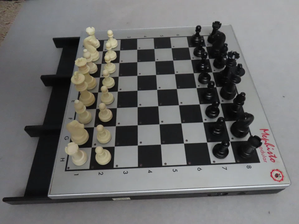 Mephisto Schachcomputer Modular ohne Module - Bild 2 von 4