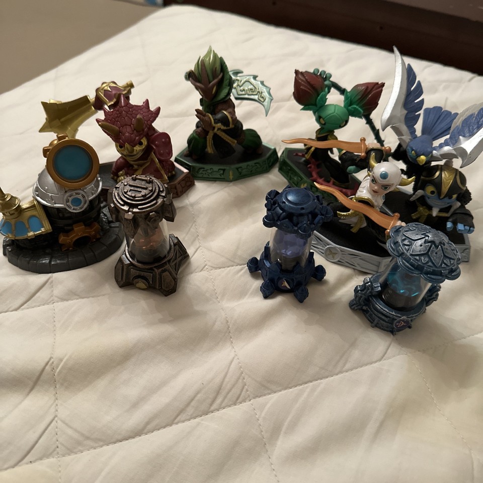 Lot De Figurines Skylanders - Neuves - Collection