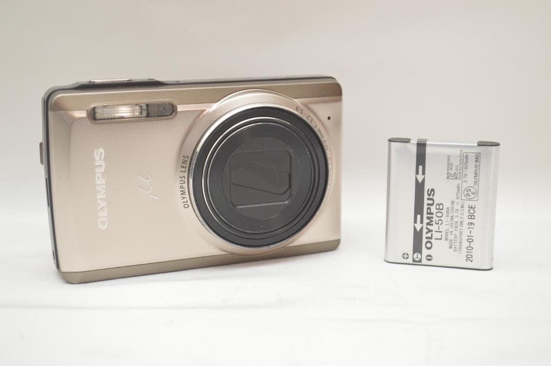 Olympus μ-9010 シルバー OLYMPUS μ-9010 Compact Digital Camera Excellent Condition Fully