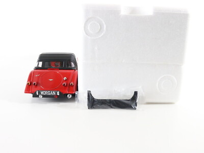 Morgan 4/4 Sport 2008 Red Convertible Kyosho 1:18 Model Car 08115r