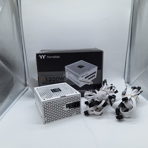 Thermaltake Toughpower GF3 Snow Edition 1200W 80+Gold Full Modular -NOT WORKING- - Photo 5/5