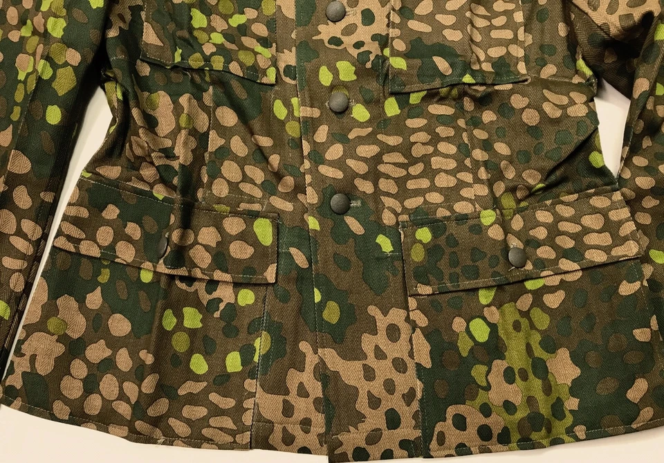 WWII GERMAN WAFFEN DOT 44 CAMO FIELD TUNIC JACKET- SIZE 2 (38-42R) - Image 2 of 4