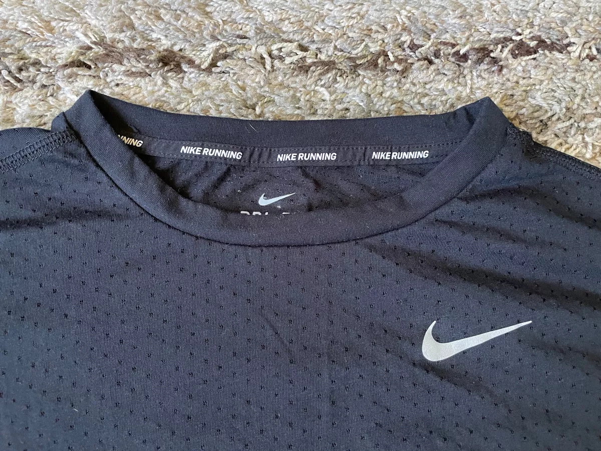 Nike tailwind running top shop