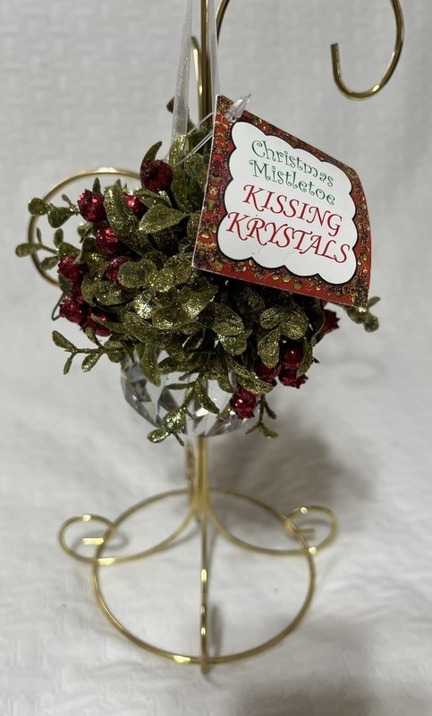 *NEW*  Mistletoe Kissing Krystal 5" tall Hanging Acrylic Ornament by Ganz