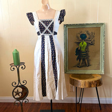 Vintage Women&rsquo;s Prairy Style Dress White Cotton Blend Lace Floral Panels