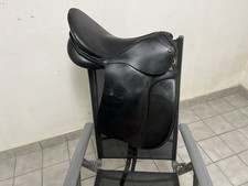 Dressursattel Nico schmale Kammerweite