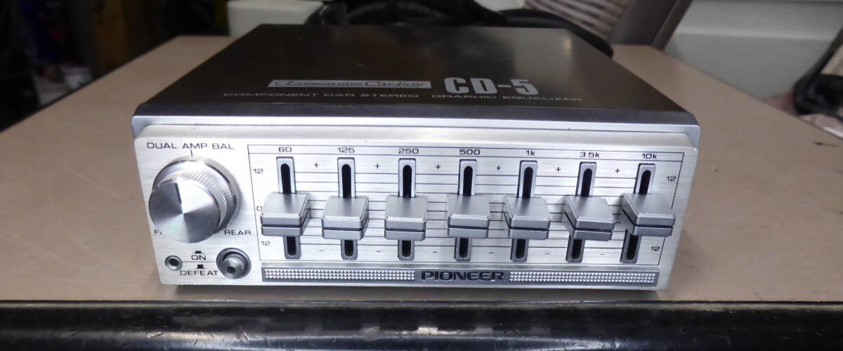 Equalizer Amplifier Japan