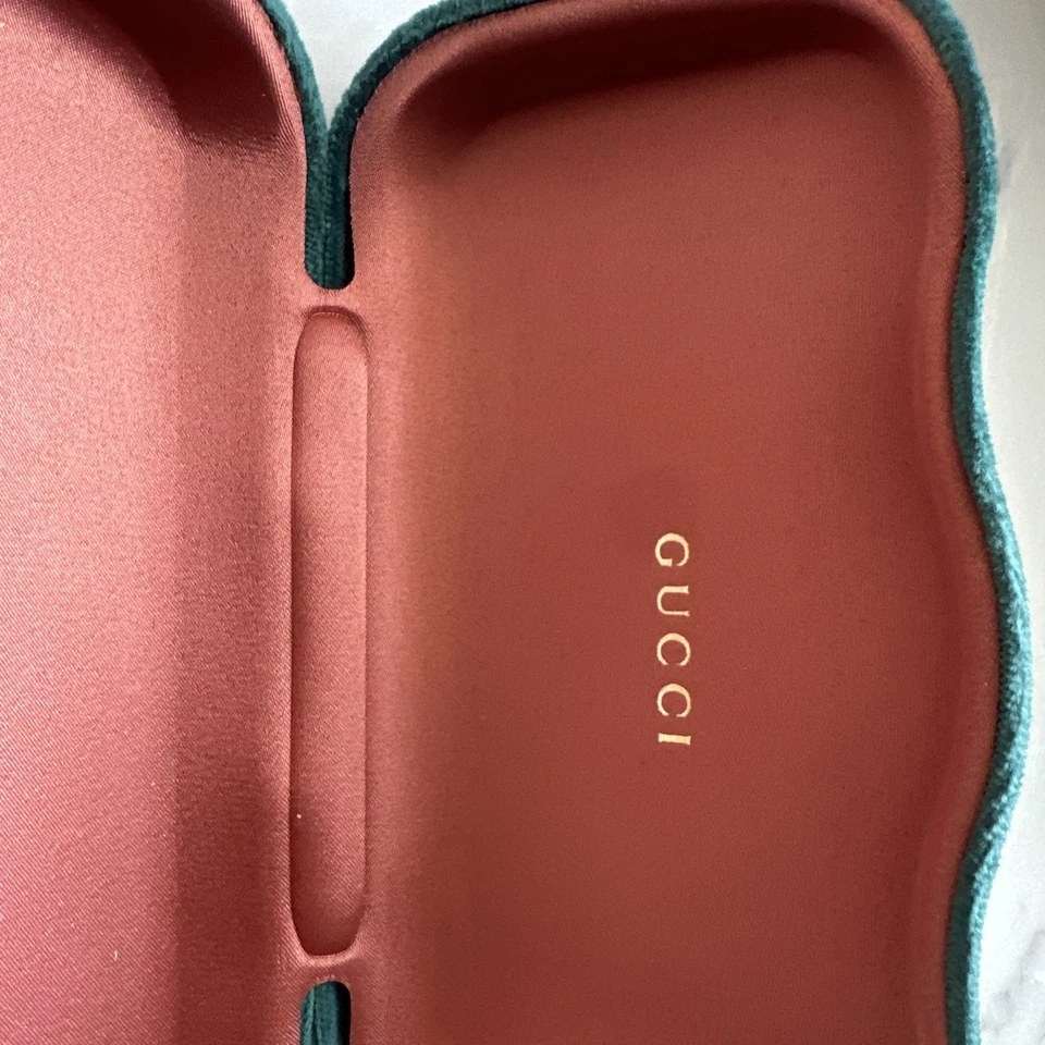 GUCCI Terciopelo Clamshell Verde Auténtico Anteojos/Gafas de Sol Estuche con Tela NUEVO Foto 3 de 4