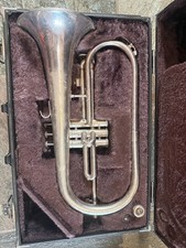 Yamaha YFH2310 Silver Flugelhorn case and mouthpiece. Made in Japan