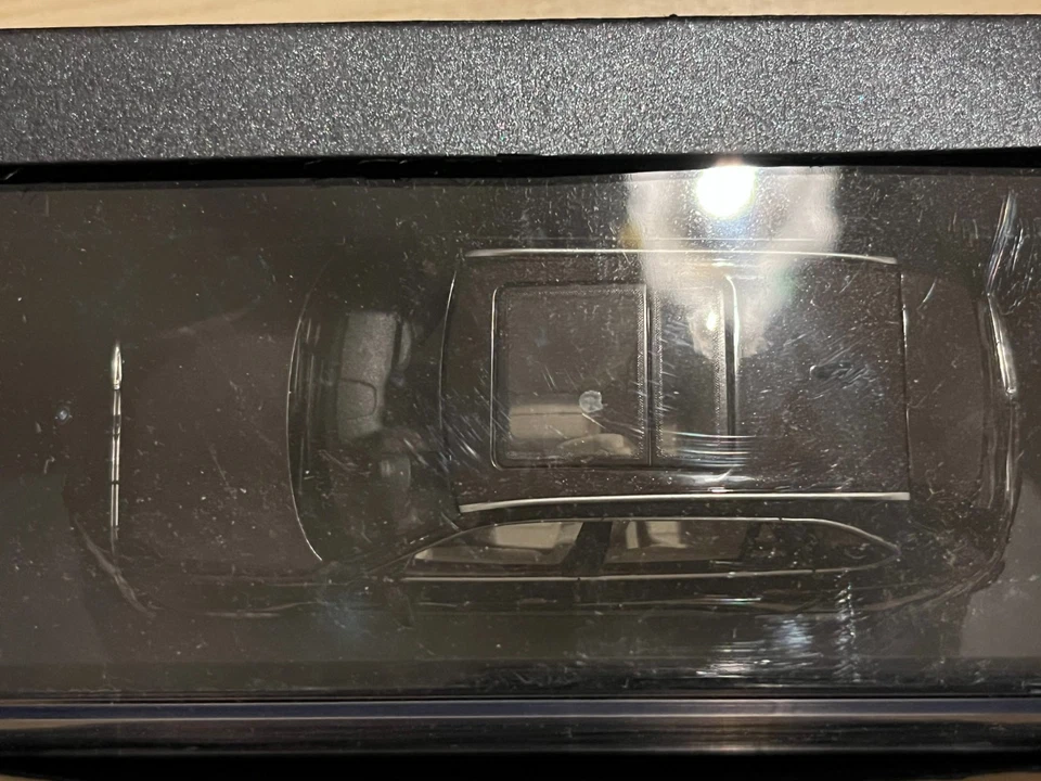 BMW X5 Herpa 2014 marrone scuro 1:43 completa di scatola e supporto - Immagine 2 di 2