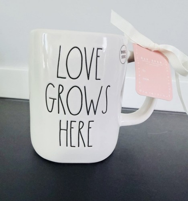 #ad 🩷NWT Rae Dunn “Love Grows Here” Ceramic Mug $15.00