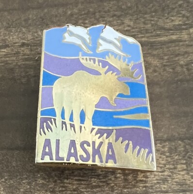 Vintage Alaska Moose Straight Back Pin Metal Outdoor Scene Shiny