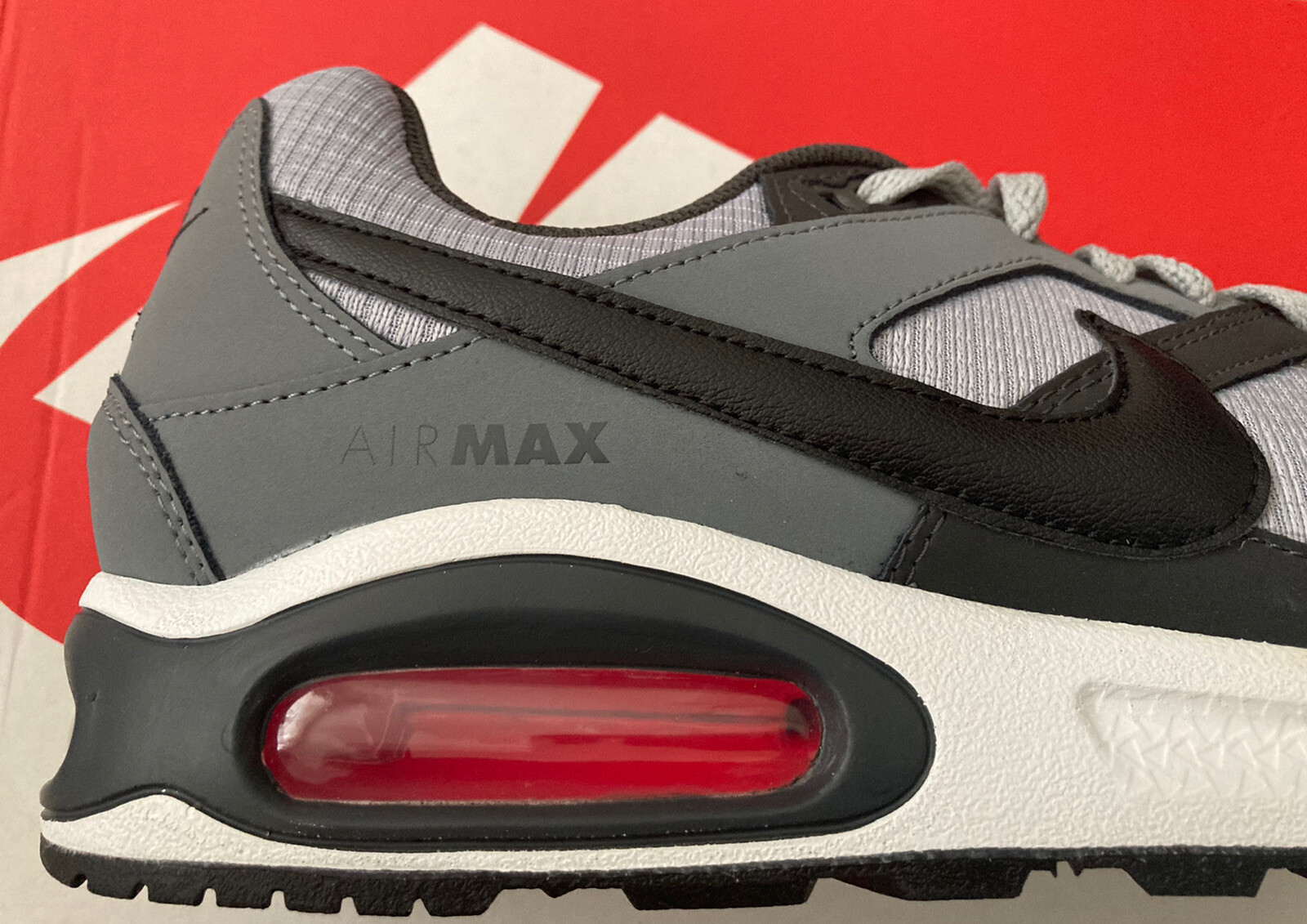 limited edition nike air max plus