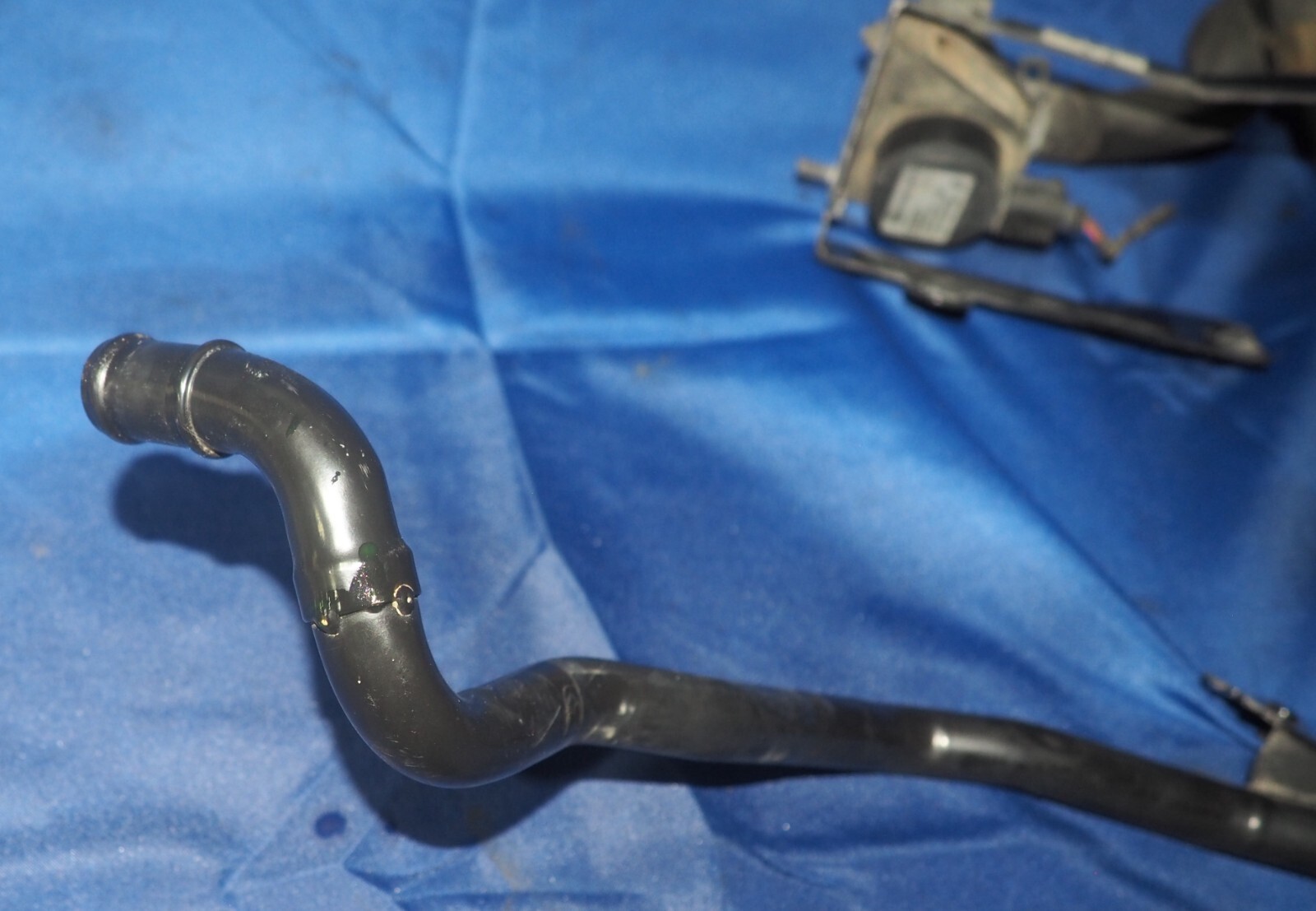 2003-2018 Bentley Flying Spur GT GTC Coolant Pump Auxiliary Heater With Lines