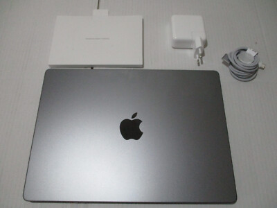 Apple MacBook Pro 14'' M3 2023 Z1C8-GR04 16GB 512GB SSD SN: DX30WPDP7N-