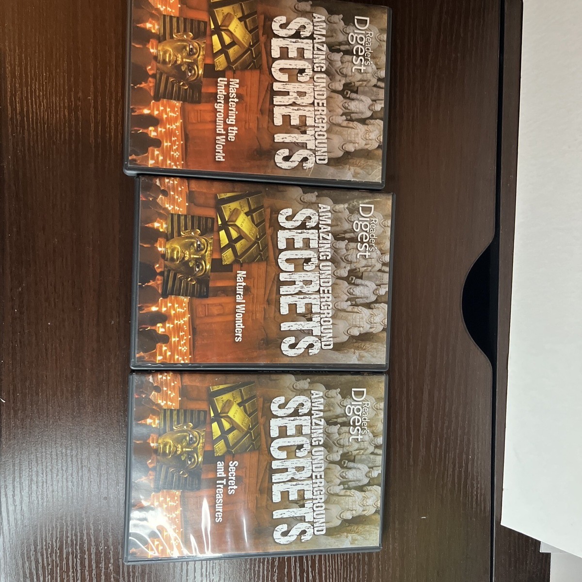 (未使用･未開封品)Amazing Underground Secrets [DVD] Readers Digest Amazing Underground Secrets DVD 3 Disc Set