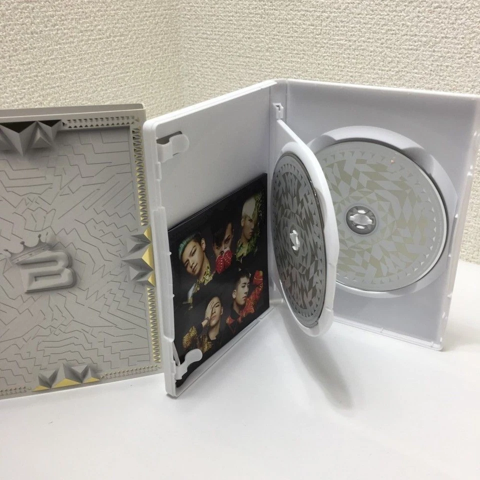 BIGBANG CD+DVD SPECIAL FINAL IN DOME MEMORIAL COLLECTION - Image 2 of 4