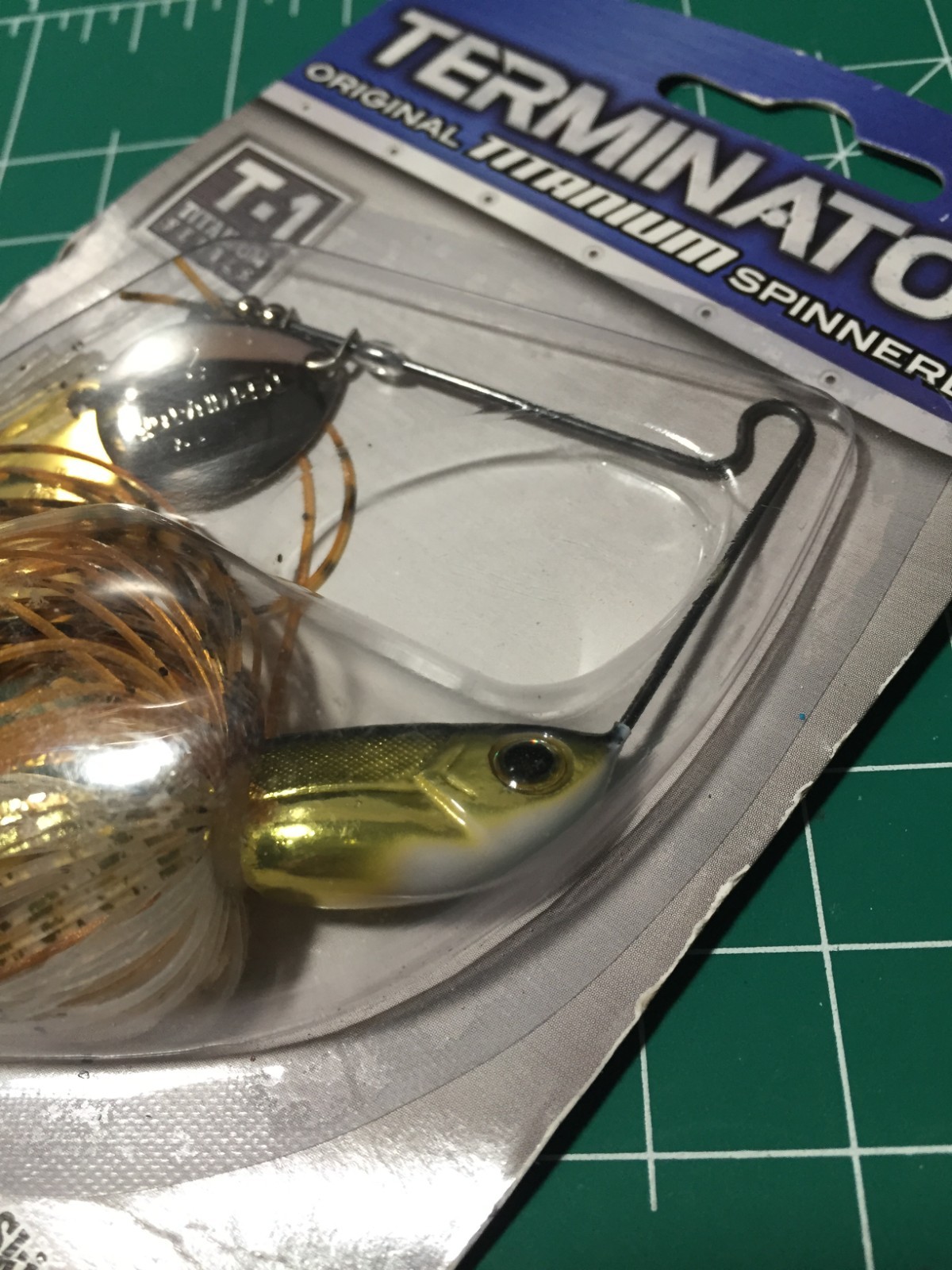 DISCONTINUED TERMINATOR T-1 TITANIUM 3/4OZ. SPINNERBAIT GOLD SHINER NIP - Image 2
