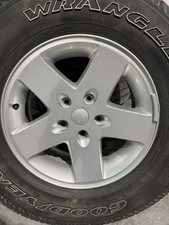 5 Full Size 2014-2019 Jeep Laredo Tires And Wheels