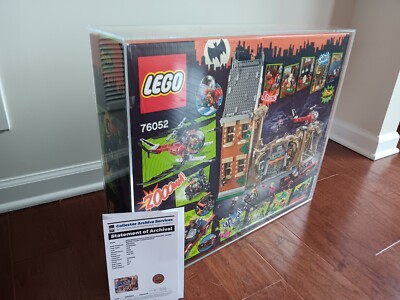 CAS Graded (80.7) LEGO DC Comics Super Heroes: Classic TV Series