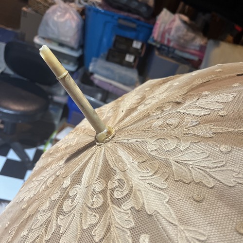 Antique/Vintage Victorian Style Cotton Lace Parasol Champagne Umbrella - Picture 5 of 18
