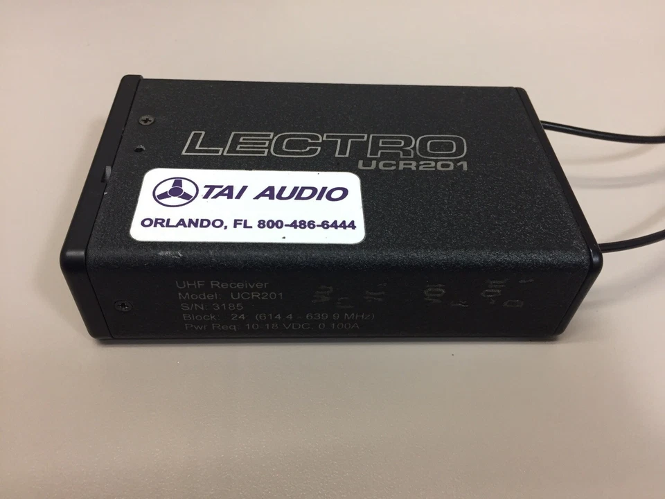 Lectrosonics Wireless Audio Receiver UCR201 - Image 4 of 4