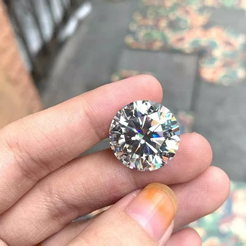 Vvs1 moissanite clearance