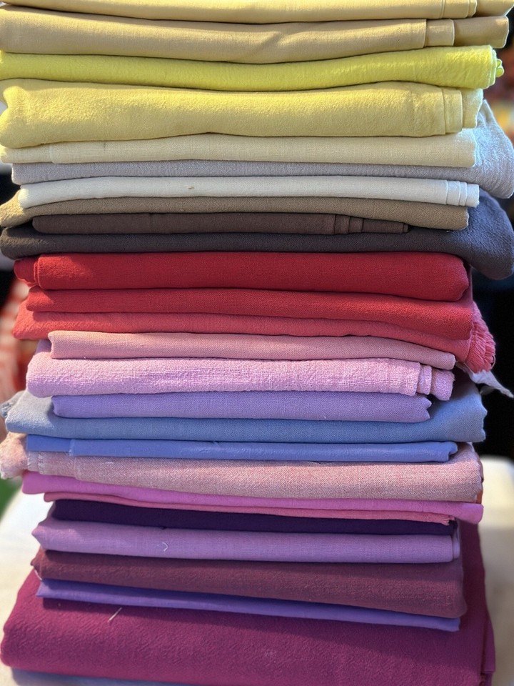 Estate Sale Lot of 200 + Vintage Fabrics FEEDSACK FLOURSACK QUILT ING